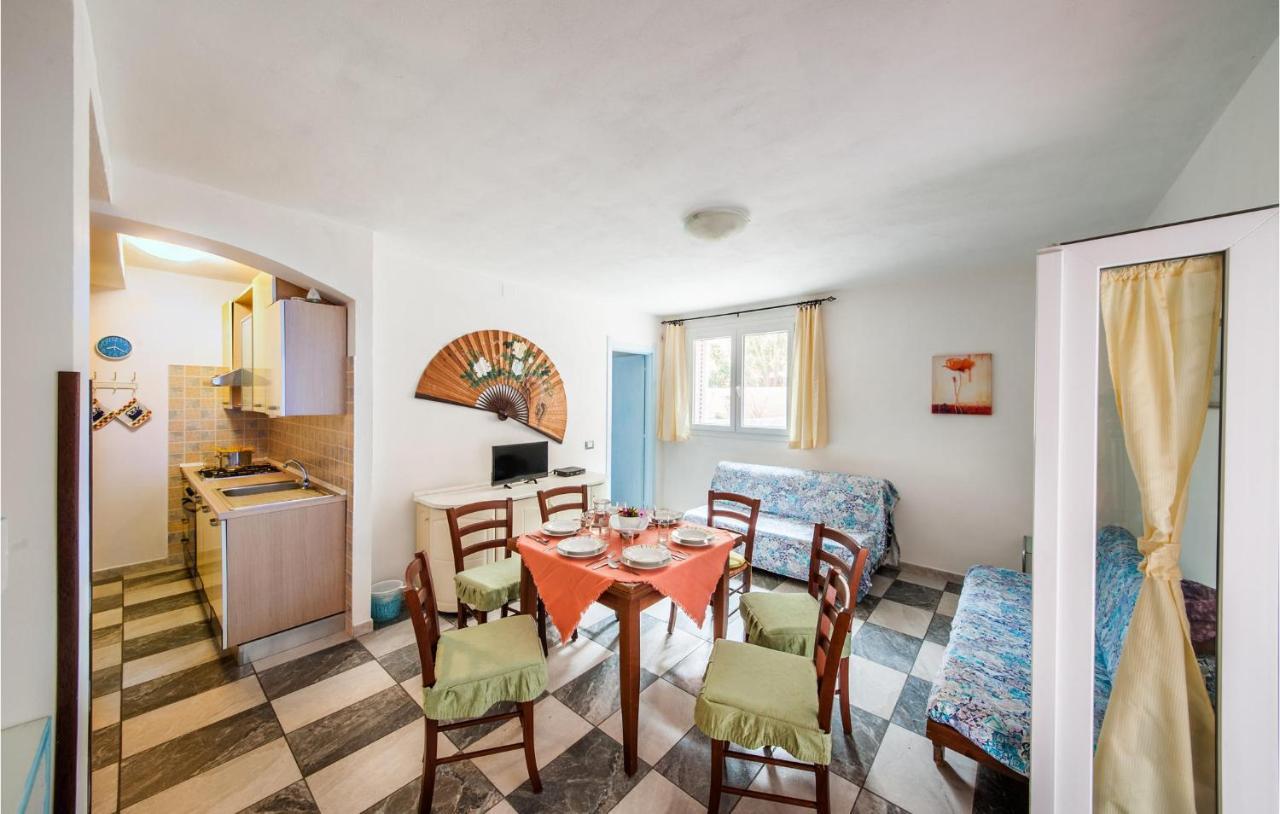 Beautiful Apartment In La Maddalena With Kitchen Luaran gambar